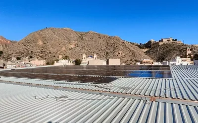 Orihuela ahorra más de 29.000 euros al año con placas solares en edificios públicos